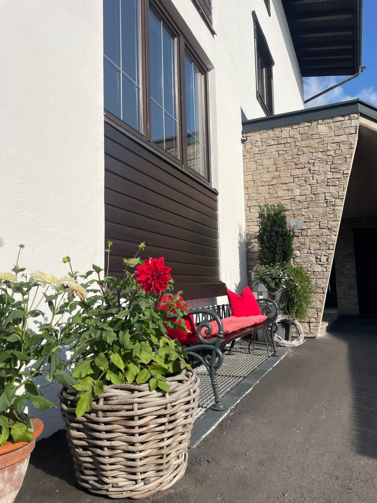 Hotel-Garni Austria Вестендорф Екстериор снимка