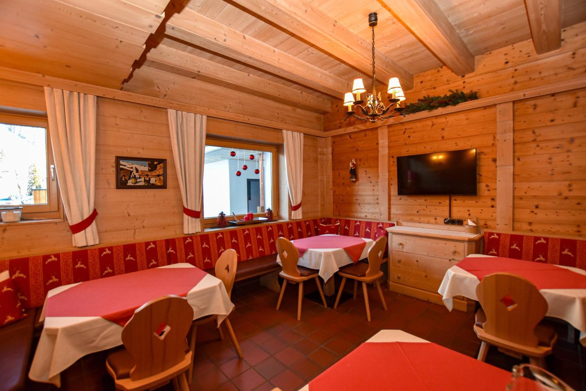 Hotel-Garni Austria Вестендорф Екстериор снимка