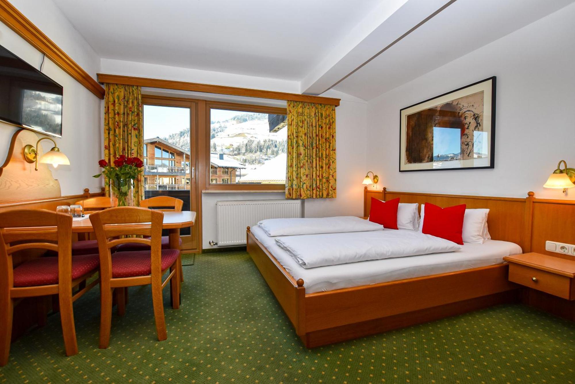 Hotel-Garni Austria Вестендорф Екстериор снимка