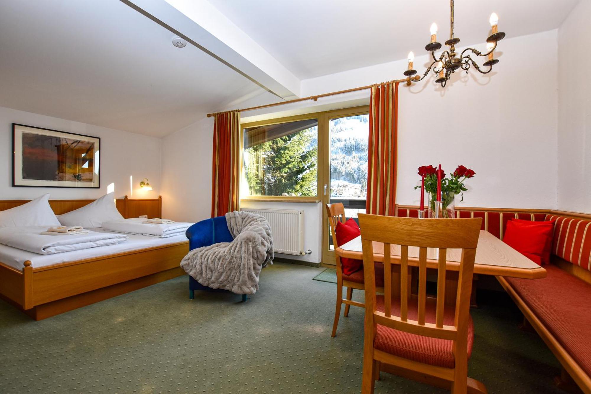 Hotel-Garni Austria Вестендорф Екстериор снимка